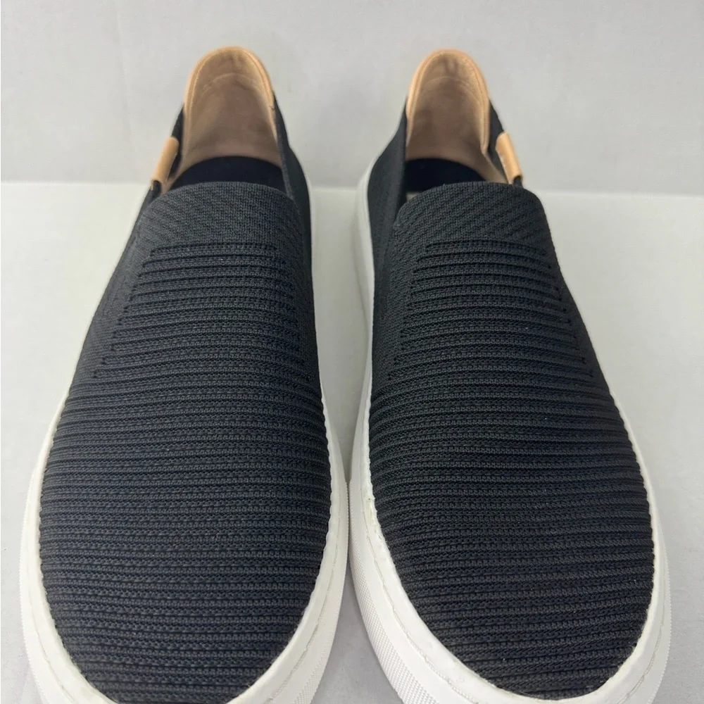 UGG Women’s Sammy Sz 9 Slip-on Sneaker Navy Blue Ribbed Knit.
